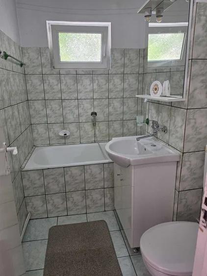 Apartament cu 2 camere, etajul 3/4, zona Canta - 7