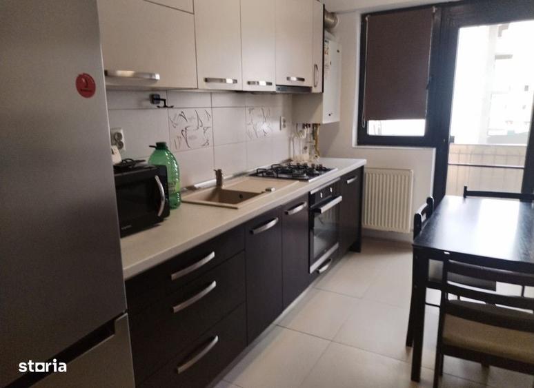 Apartament cu 2 camere decomandat în Galata