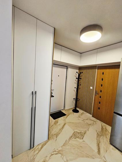 Apartament cu 2 camere decomandat în Decebal