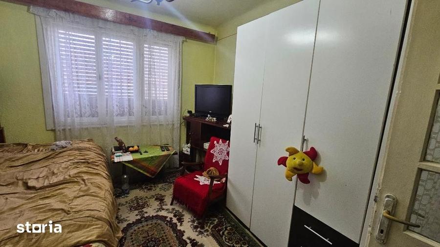 Casă cu 3 camere cu Teren 700 Mp în Central