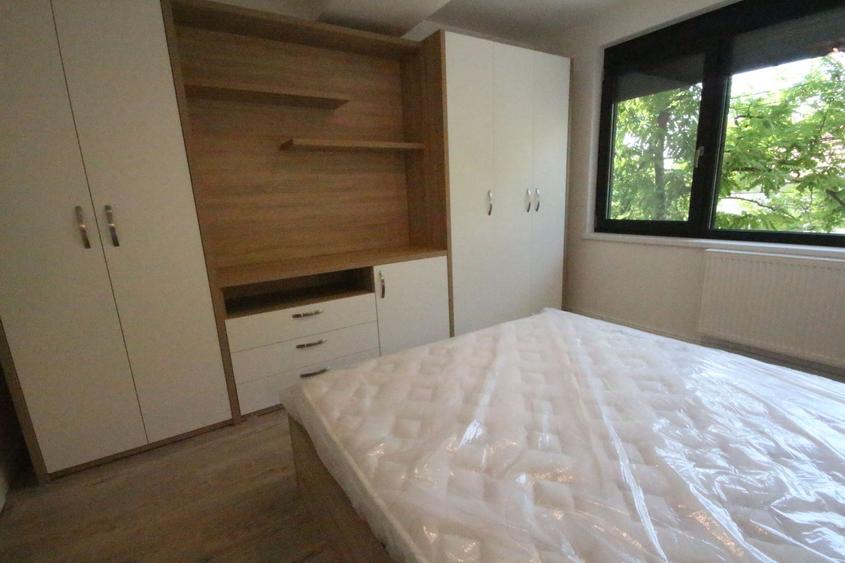 Apartament cu 3 camere decomandat, mobilat în Elisabetin