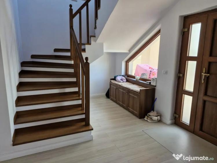 Casă cu 1 camere cu Teren 1024 Mp în Malu Mare