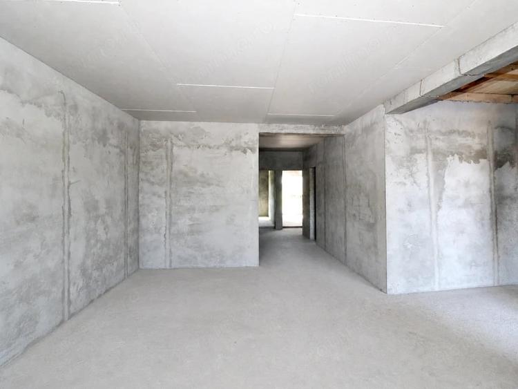 Casă cu 2 camere cu Teren 400 Mp în Cumpăna