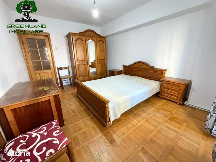 Apartament cu 3 camere decomandat în Păcurari