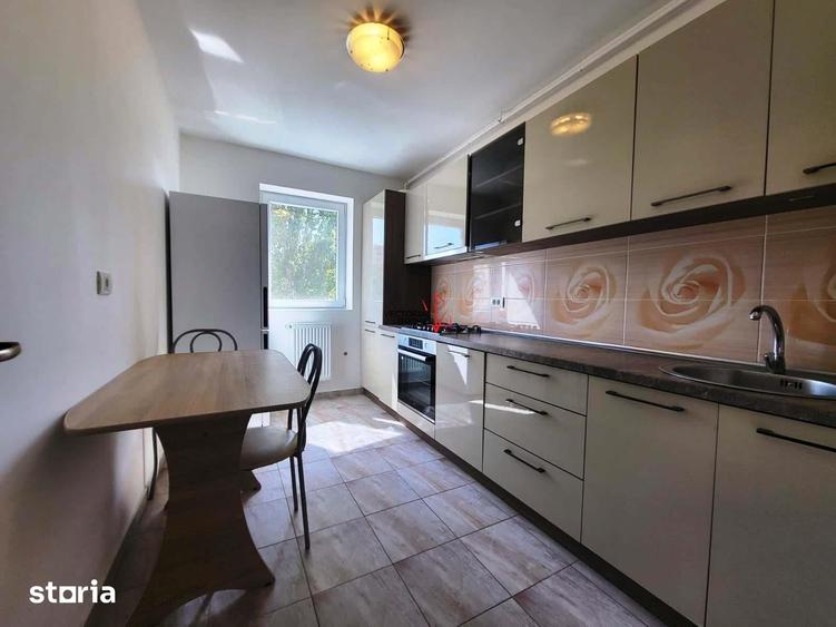 Apartament cu 3 camere decomandat în Theodor Pallady