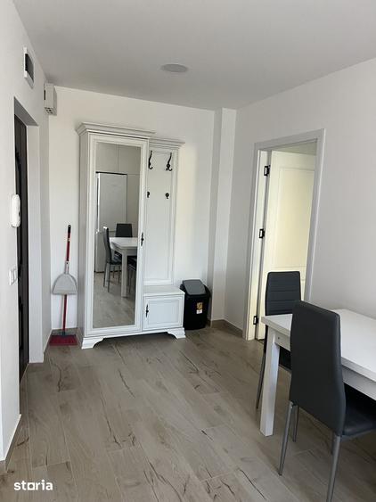Apartament cu 2 camere semidecomandat în Republicii
