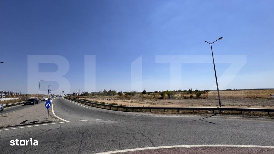 Teren intravilan, 44.421 mp, utilitati la front, deschidere de + 130 m - 1