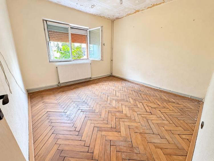 Apartament cu 2 camere decomandat în Cugir