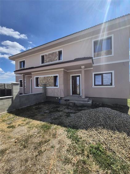 Duplex 3 dormitoare - locatie excelenta - construictie foarte bine gandita - 13