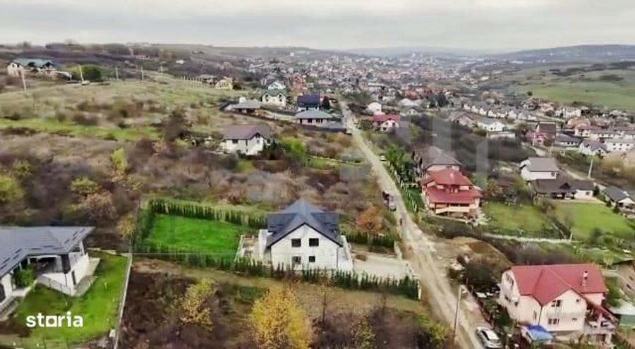 Casă cu 6 camere cu Teren 980 Mp în Frumoasa