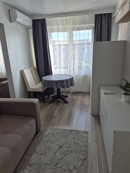 Apartament cu 2 camere semidecomandat în Dacia