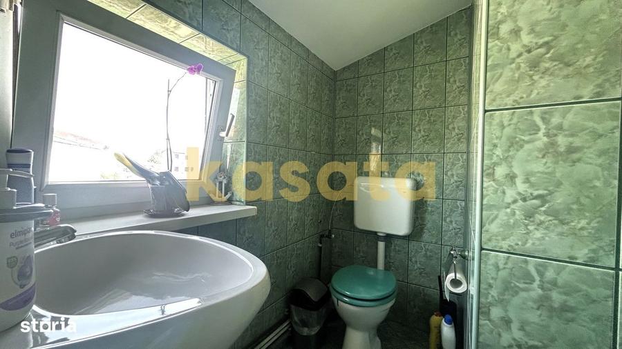 Apartament cu 3 camere, mobilat în Casin