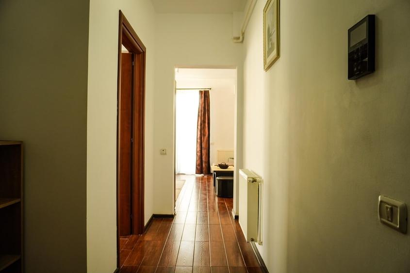 Apartament cu 2 camere decomandat în Năvodari
