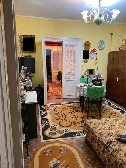 Casă cu 3 camere în Apollo