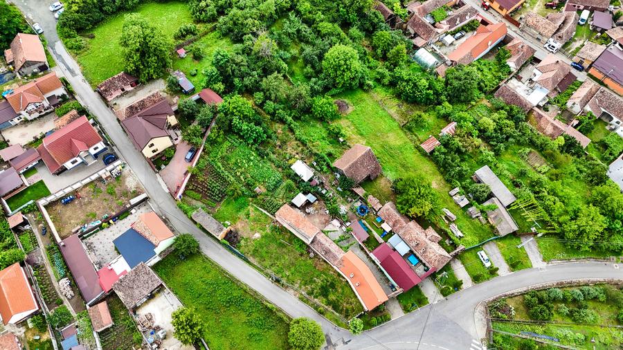 Teren Construcții intravilan de 601 mp, în Bungard