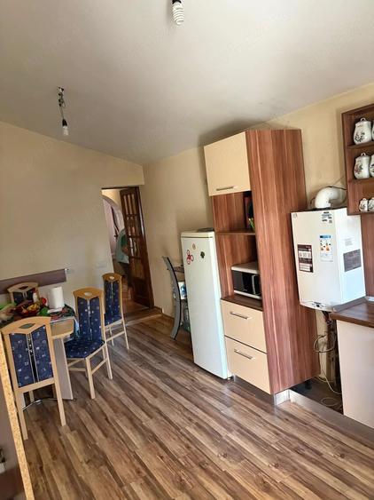Casă cu 2 camere cu Teren 400 Mp în Central