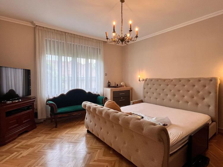 Apartament cu 3 camere în Punctele Cardinale