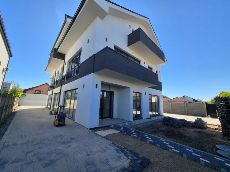 Spațiu comercial, de 74 mp, în Dumbrăvița
