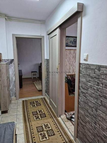 Apartament cu 2 camere decomandat, mobilat în Mihai Viteazul