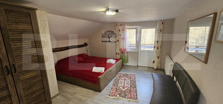 Casă individuală cu 4 camere cu Teren 750 Mp în Hunedoara