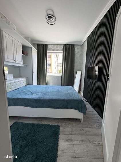 Apartament cu 4 camere decomandat în Iosia