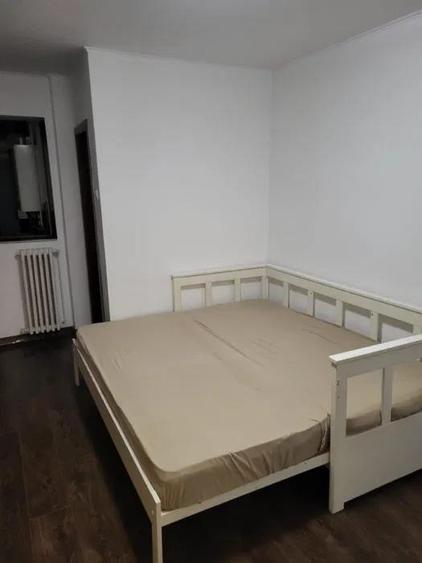 Garsonieră semidecomandată, mobilată în Tudor Vladimirescu