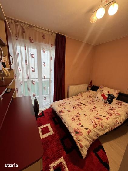 Apartament cu 3 camere în Unirea