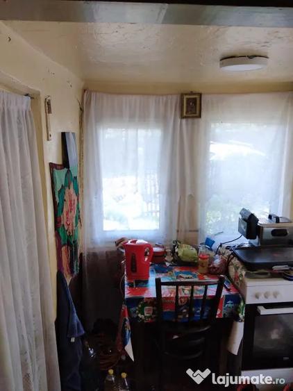 Casă cu 3 camere în Valea