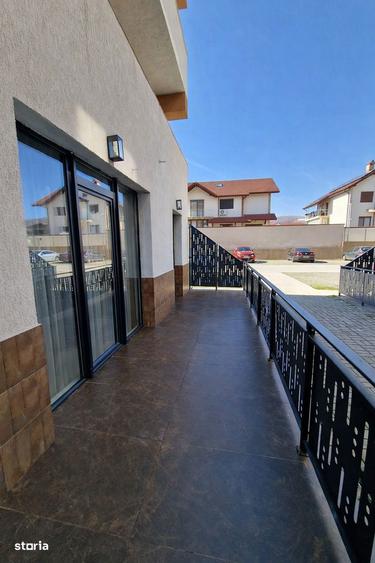 Se ofera spre vanzare apartament spatios cu 3 camere, loc de parcare - 2