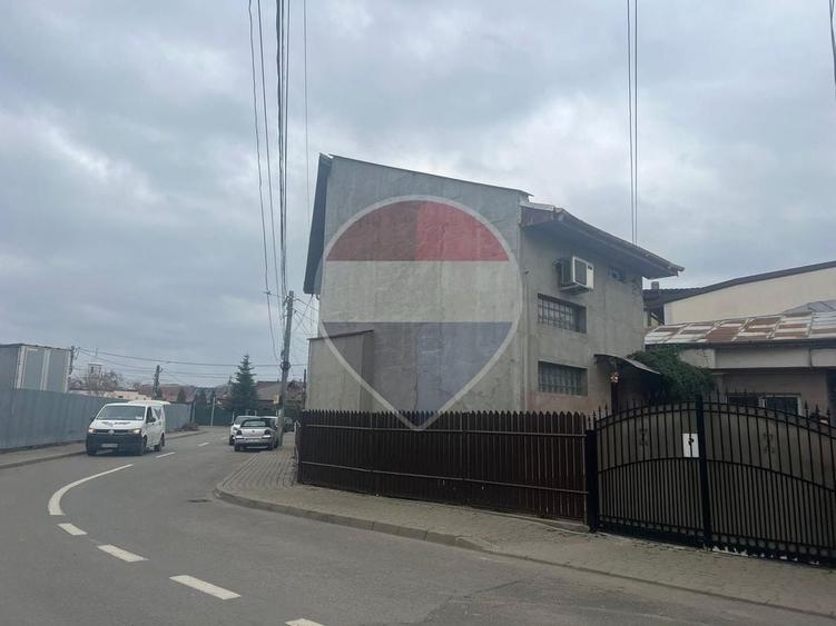 Casă cu 3 camere cu Teren 111 Mp în Tăbăcari
