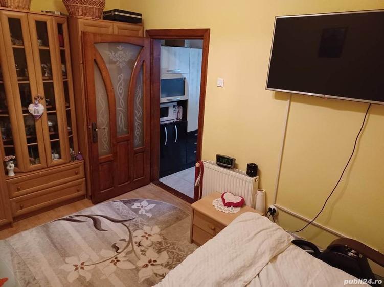 Apartament cu 3 camere în Orașul de Jos
