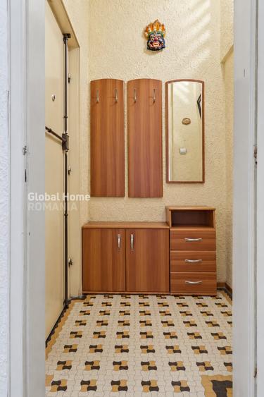 Apartament cu 4 camere decomandat, mobilat în Victoriei