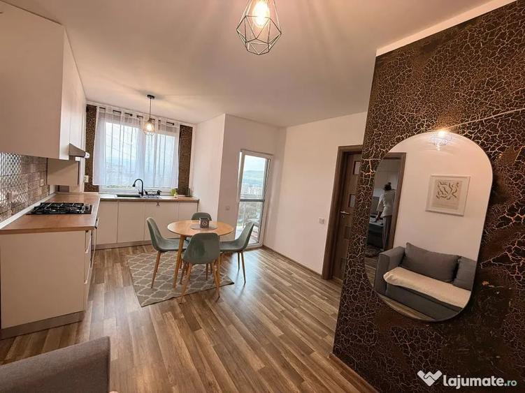 Apartament 2 camere semidecomandat zona Razoare - 2