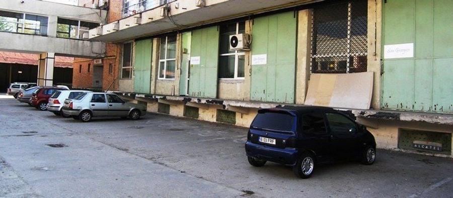 Spațiu industrial, de 290 mp, în Gorjului
