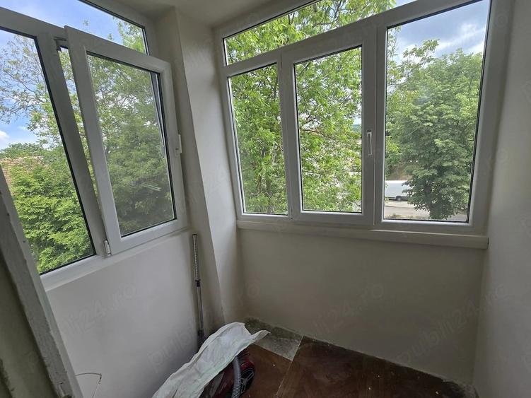 Apartament cu 4 camere semidecomandat în Moroasa 1