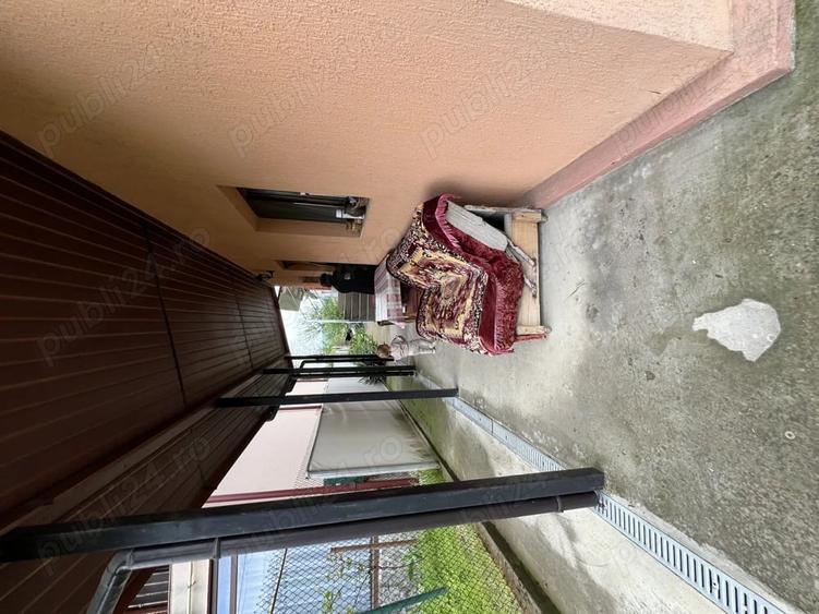 Casă cu 3 camere în Central