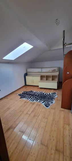 Casă cu 4 camere cu Teren 100 Mp în Ultracentral