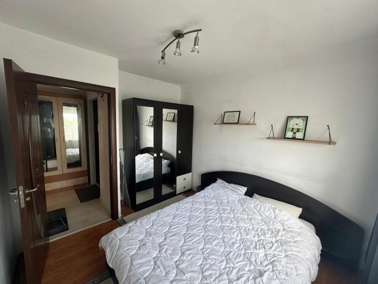 Apartament cu 2 camere decomandat, mobilat în Rovine