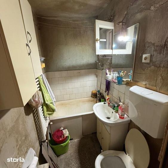 Apartament cu 3 camere în Săsar