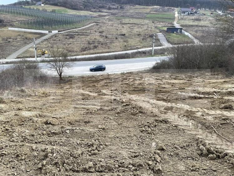 Teren Construcții intravilan de 1525 mp, în Exterior Est