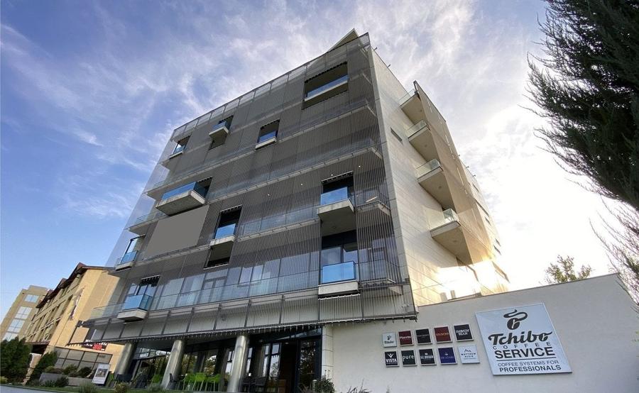 Birou, de 2,600 mp, în P-ta Presei Libere