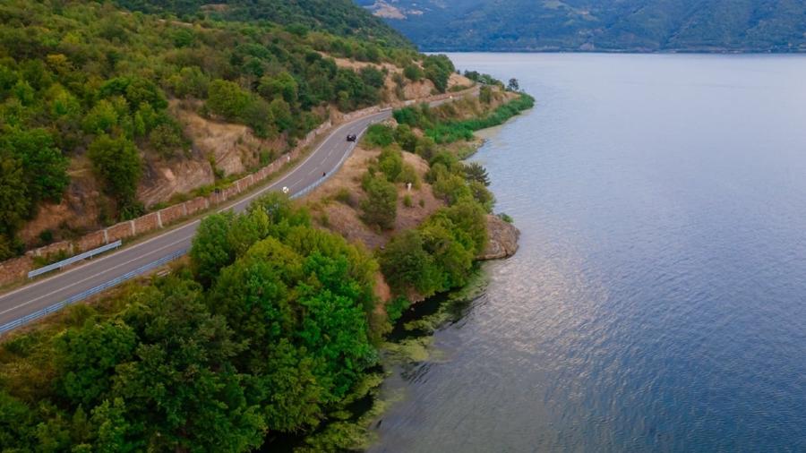 Teren intravilan de 1398 mp, în Svinița