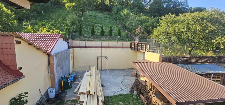 Casă individuală cu 5 camere cu Teren 960 Mp în Orlat