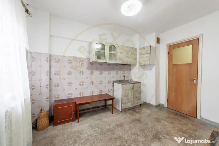 Apartament cu 2 camere decomandat, mobilat în Banat