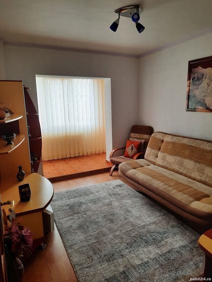 Apartament cu 4 camere decomandat în Turda