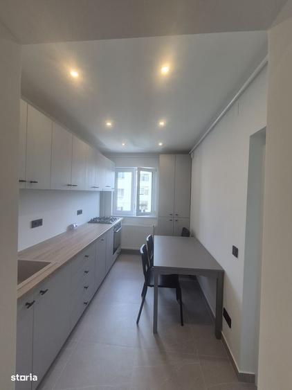 Apartament cu 2 camere decomandat în Precista