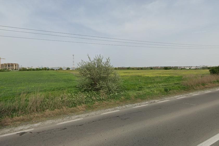 Teren Construcții intravilan de 7000 mp, în Vest