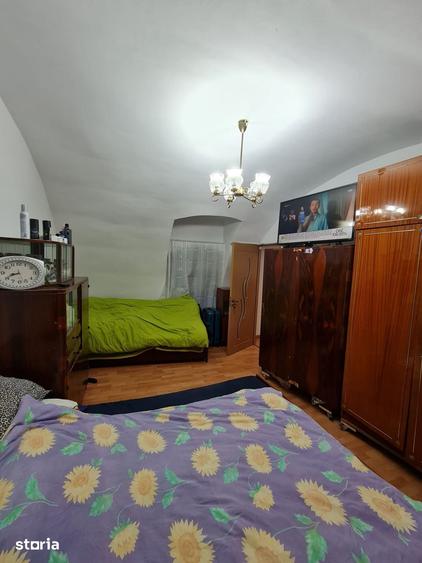 Casă cu 1 camere cu Teren 50 Mp în Central
