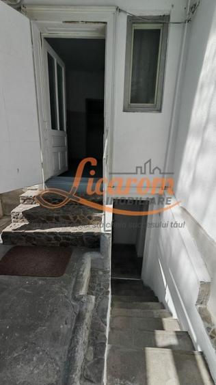 Casă individuală cu 3 camere cu Canalizare în Blumăna