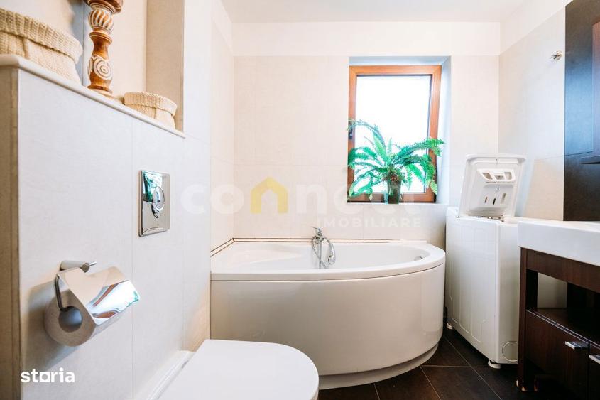 Casă cu 5 camere cu Teren 237 Mp în Făget